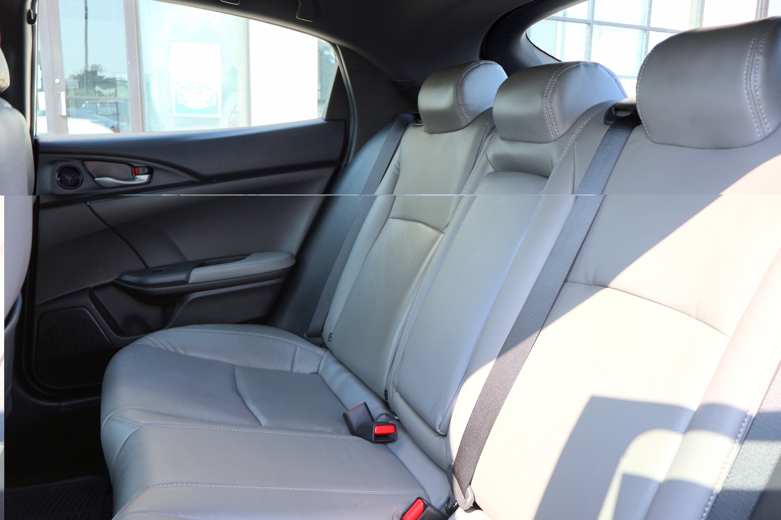 2019 Honda Civic Hatchback EX - Photo 26