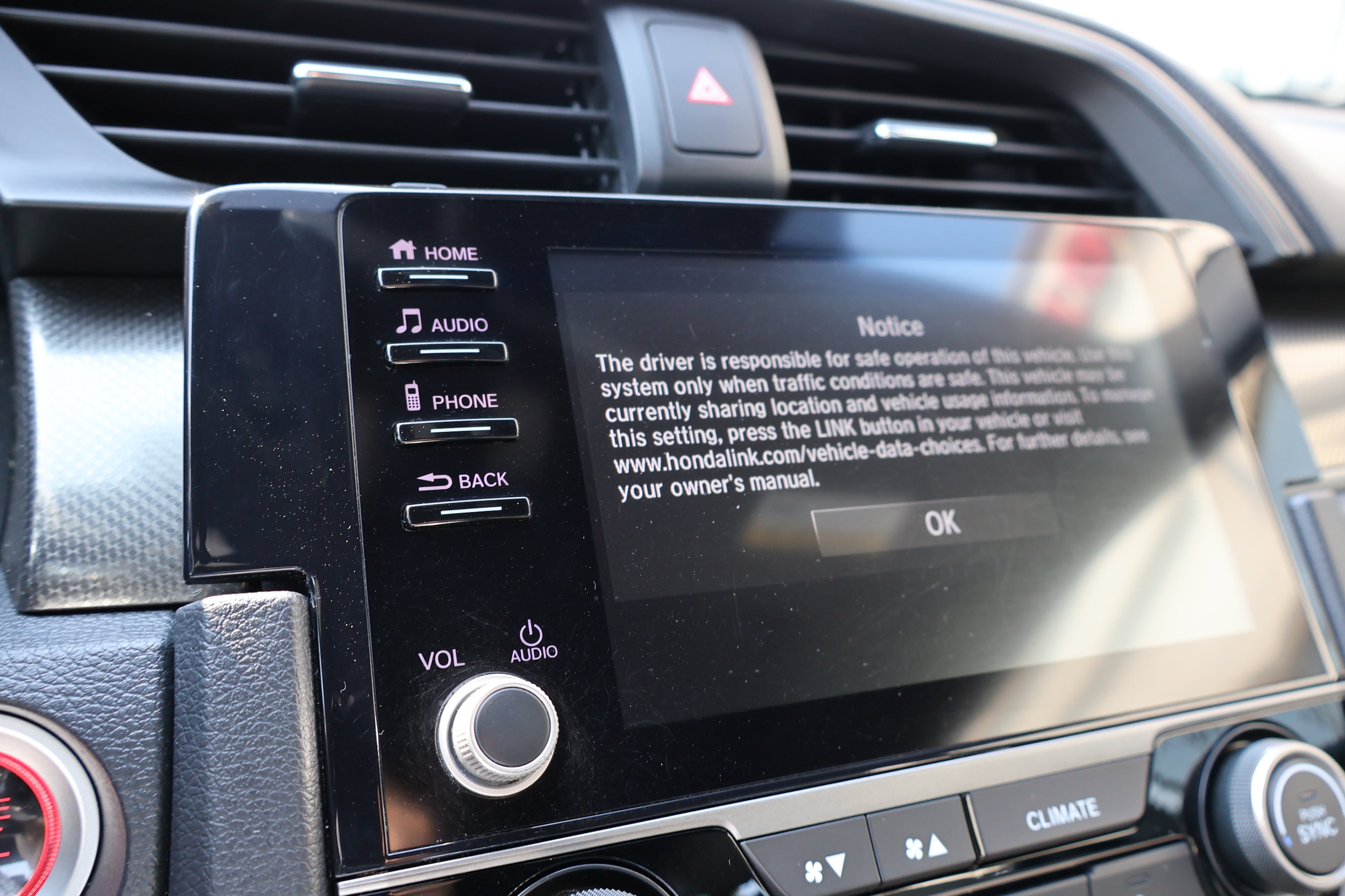 2019 Honda Civic Hatchback EX - Photo 17