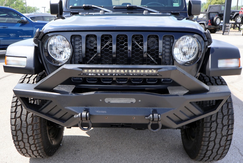 Used 2020 Jeep Gladiator Sport Truck Crew Cab