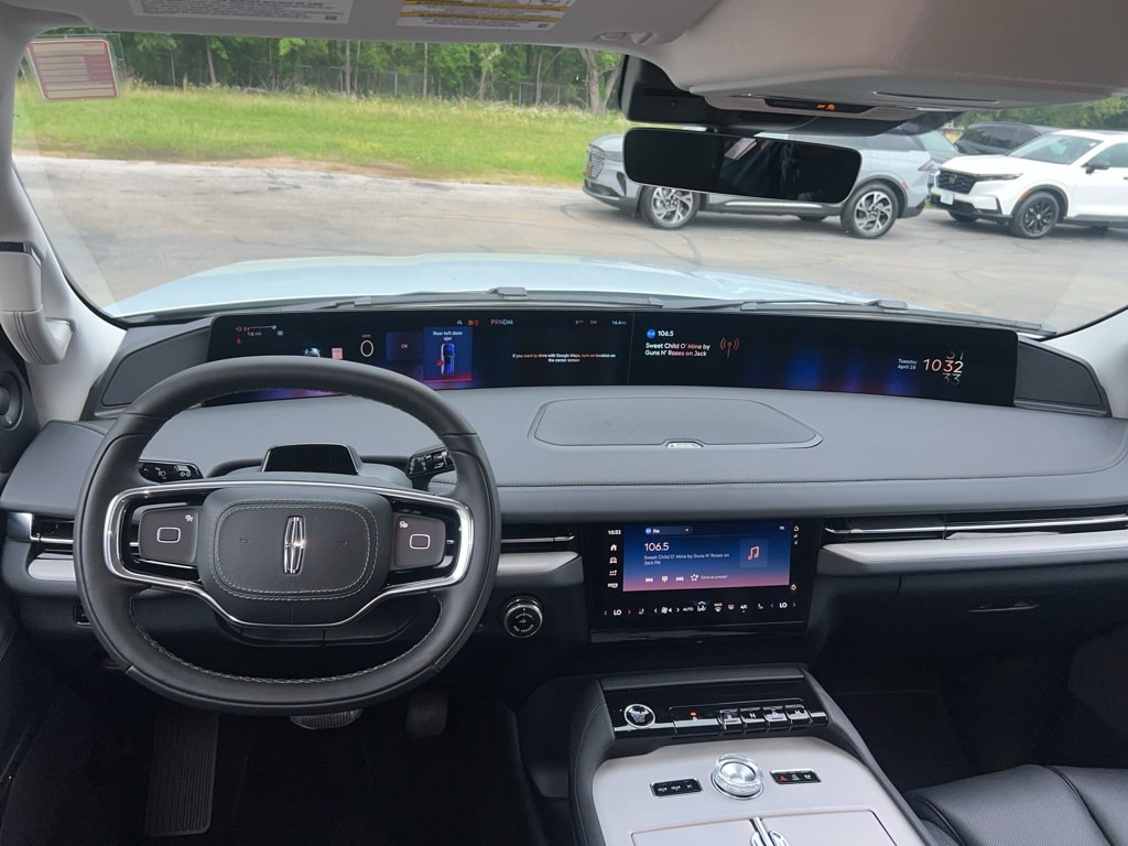 2026 Lincoln Navigator Premiere - Photo 15