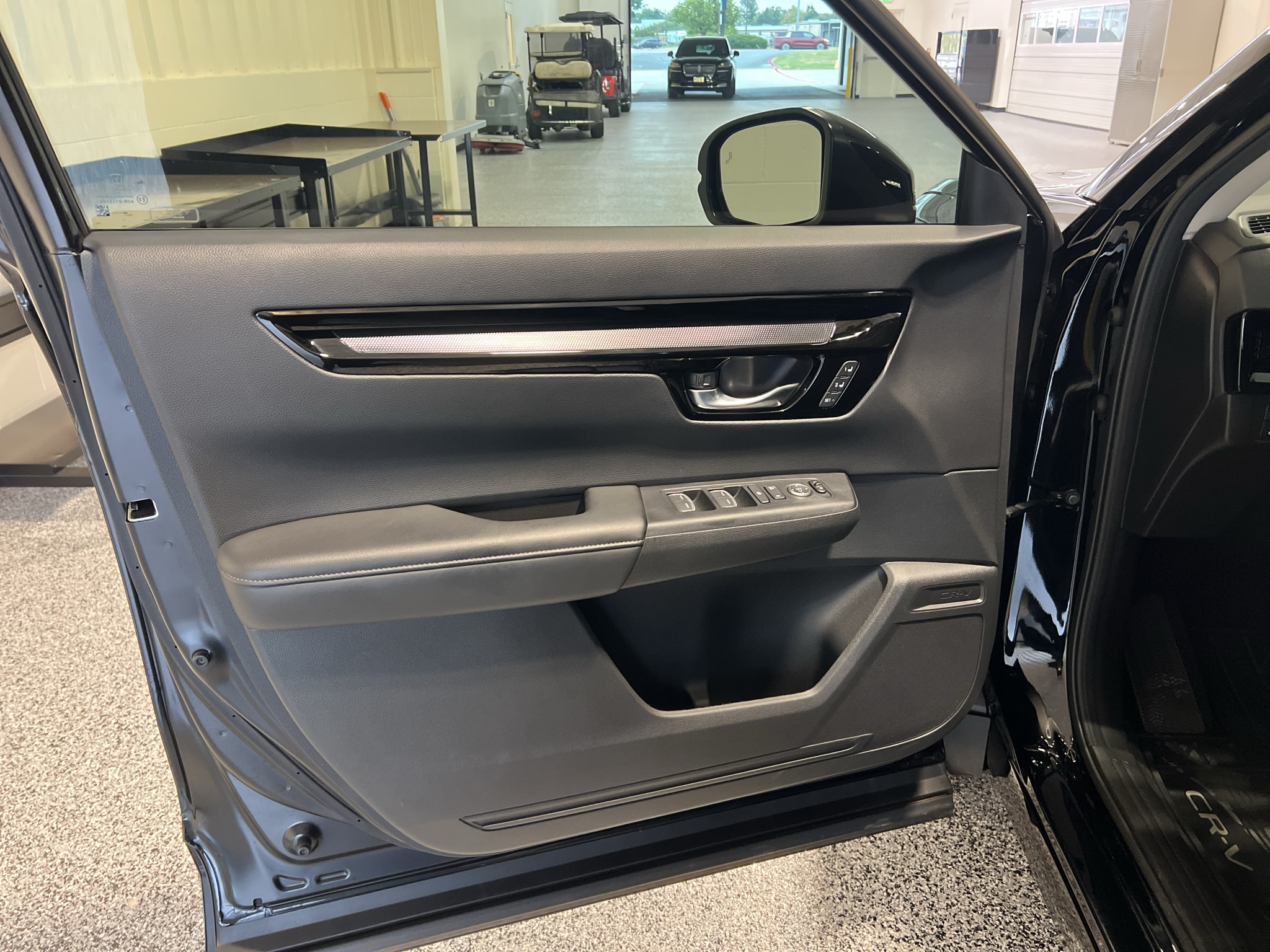2025 Honda CR-V EX-L - Photo 23