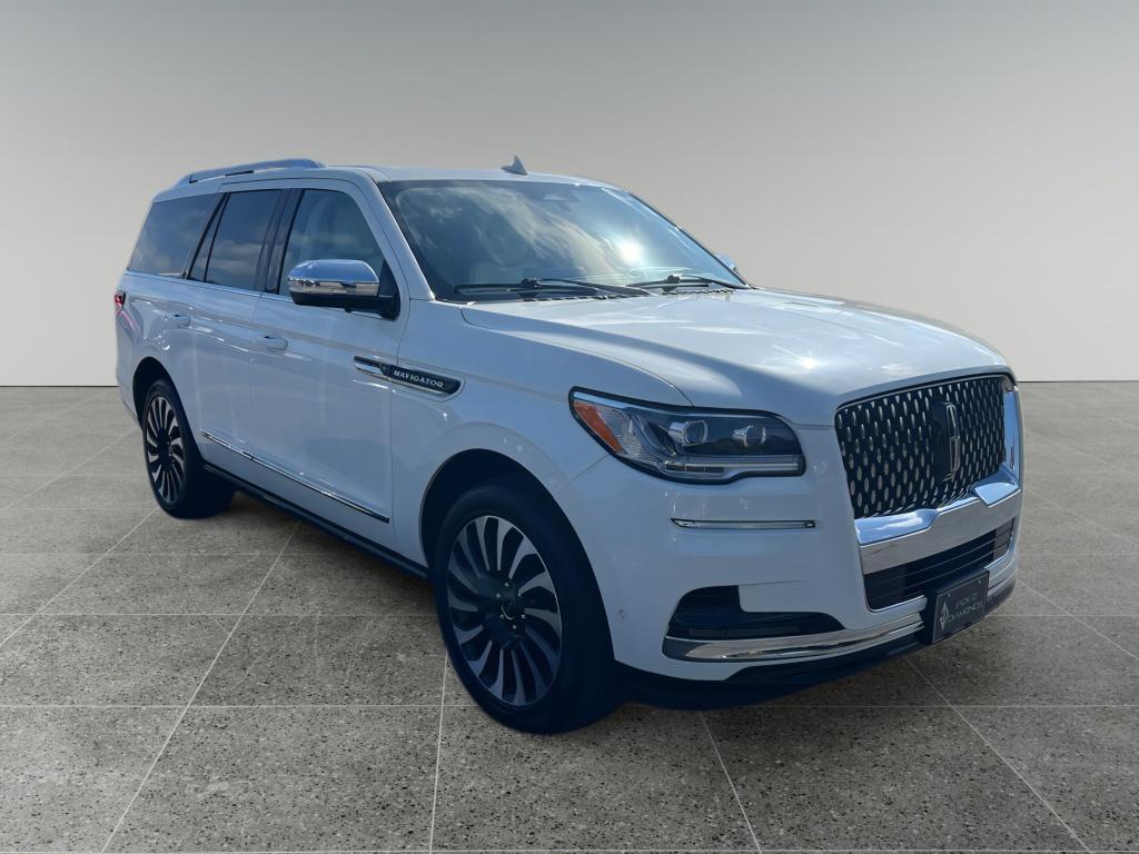 2022 Lincoln Navigator Black Label