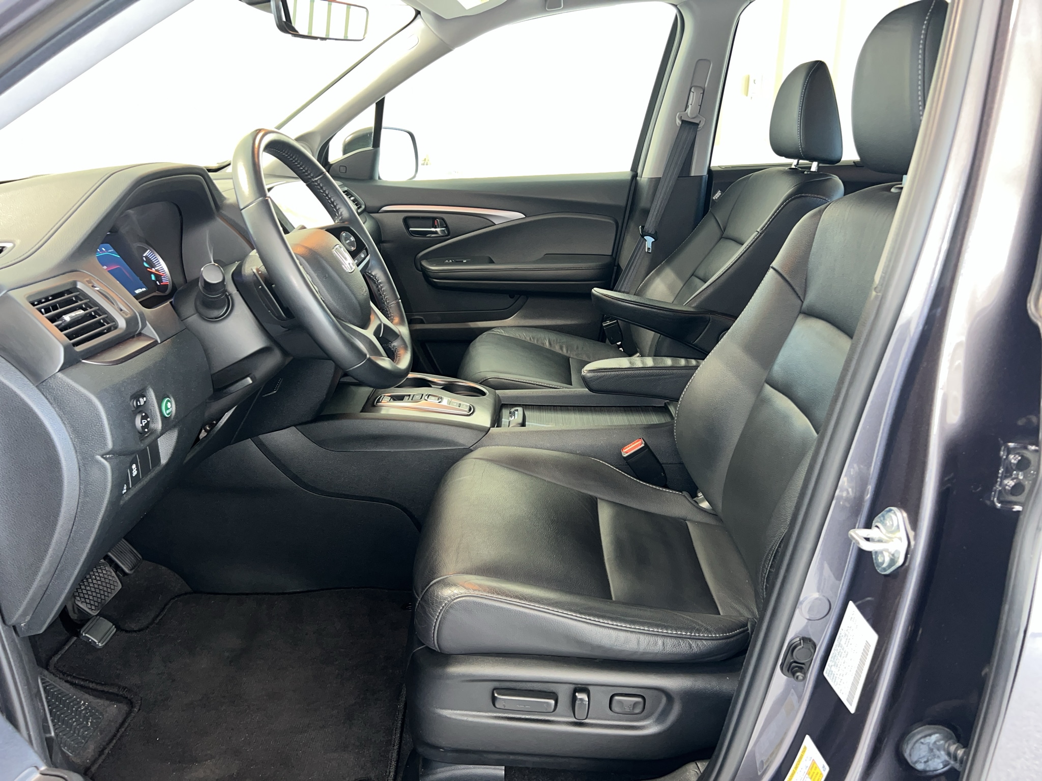 2022 Honda Pilot EX-L - Photo 13