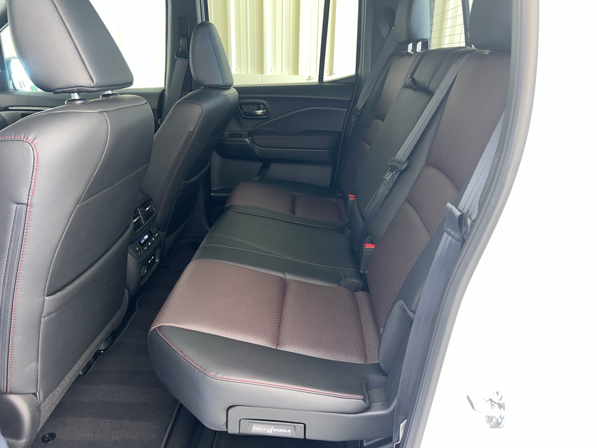 2026 Honda Ridgeline Black Edition - Photo 19