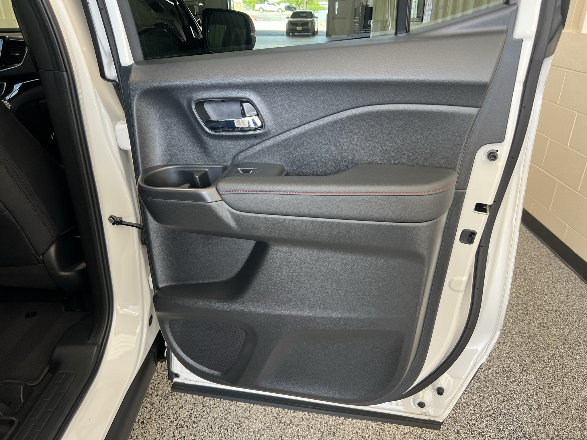 2026 Honda Ridgeline Black Edition - Photo 26