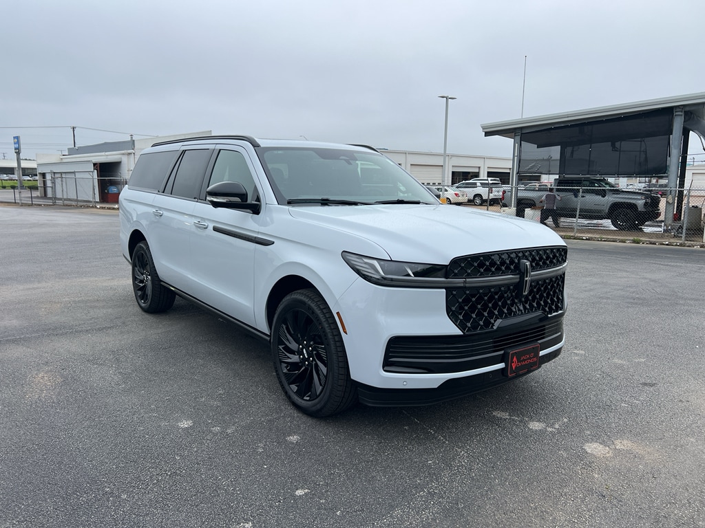2026 Lincoln Navigator
