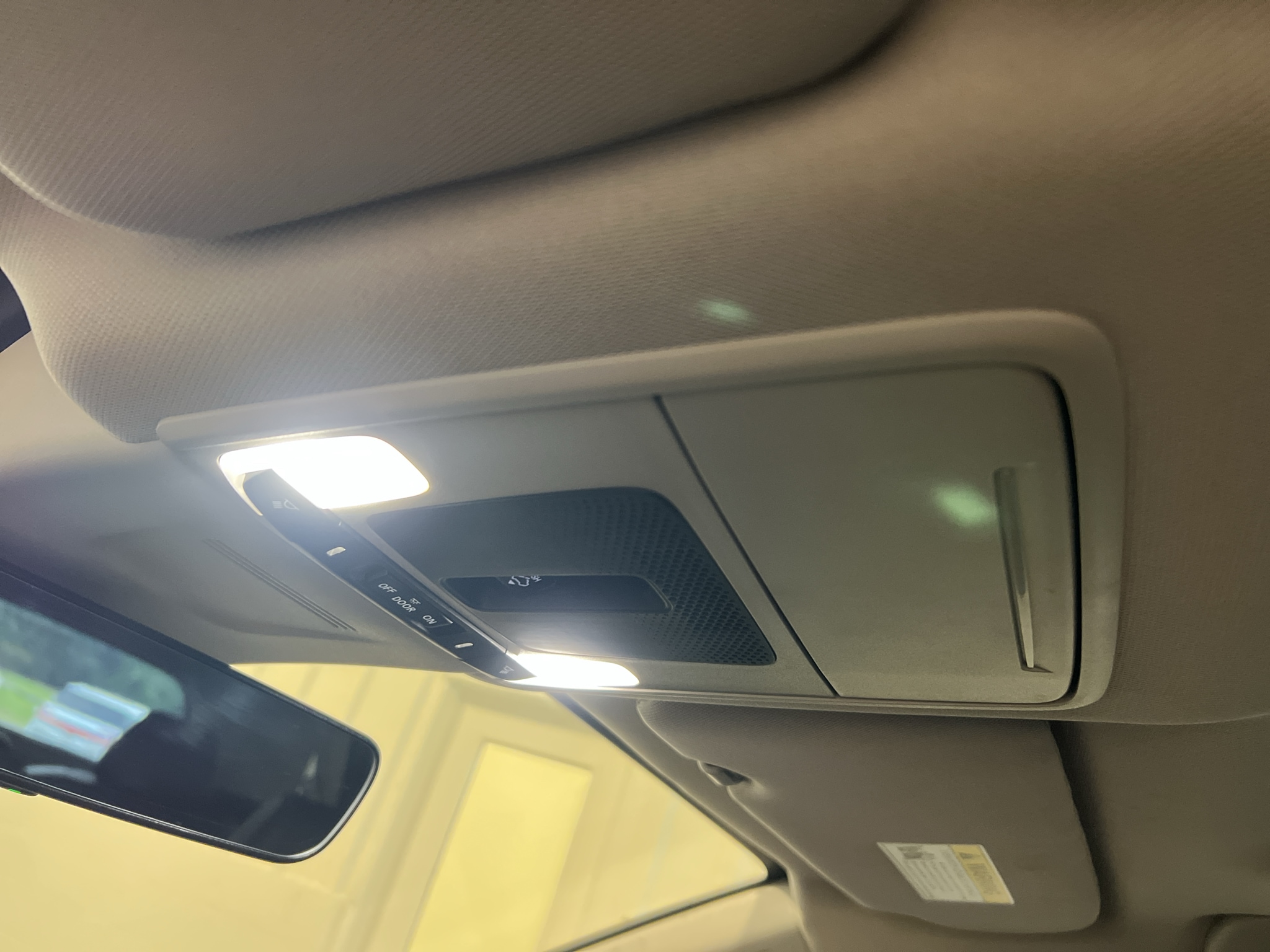 2025 Honda CR-V EX-L - Photo 17