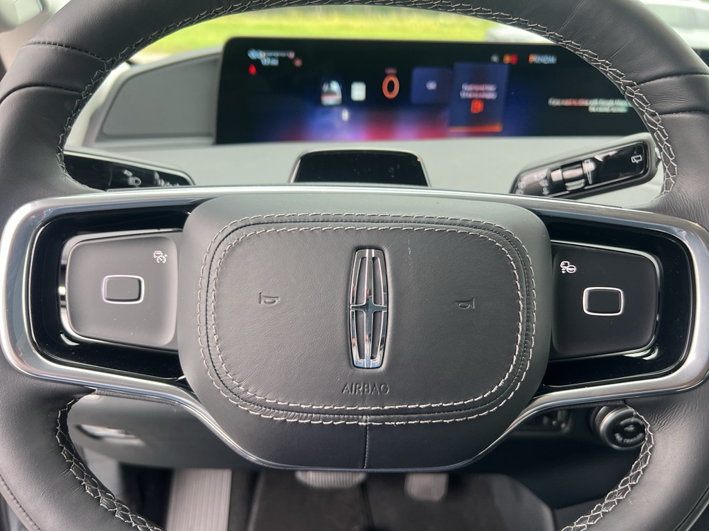 2026 Lincoln Navigator Premiere - Photo 10