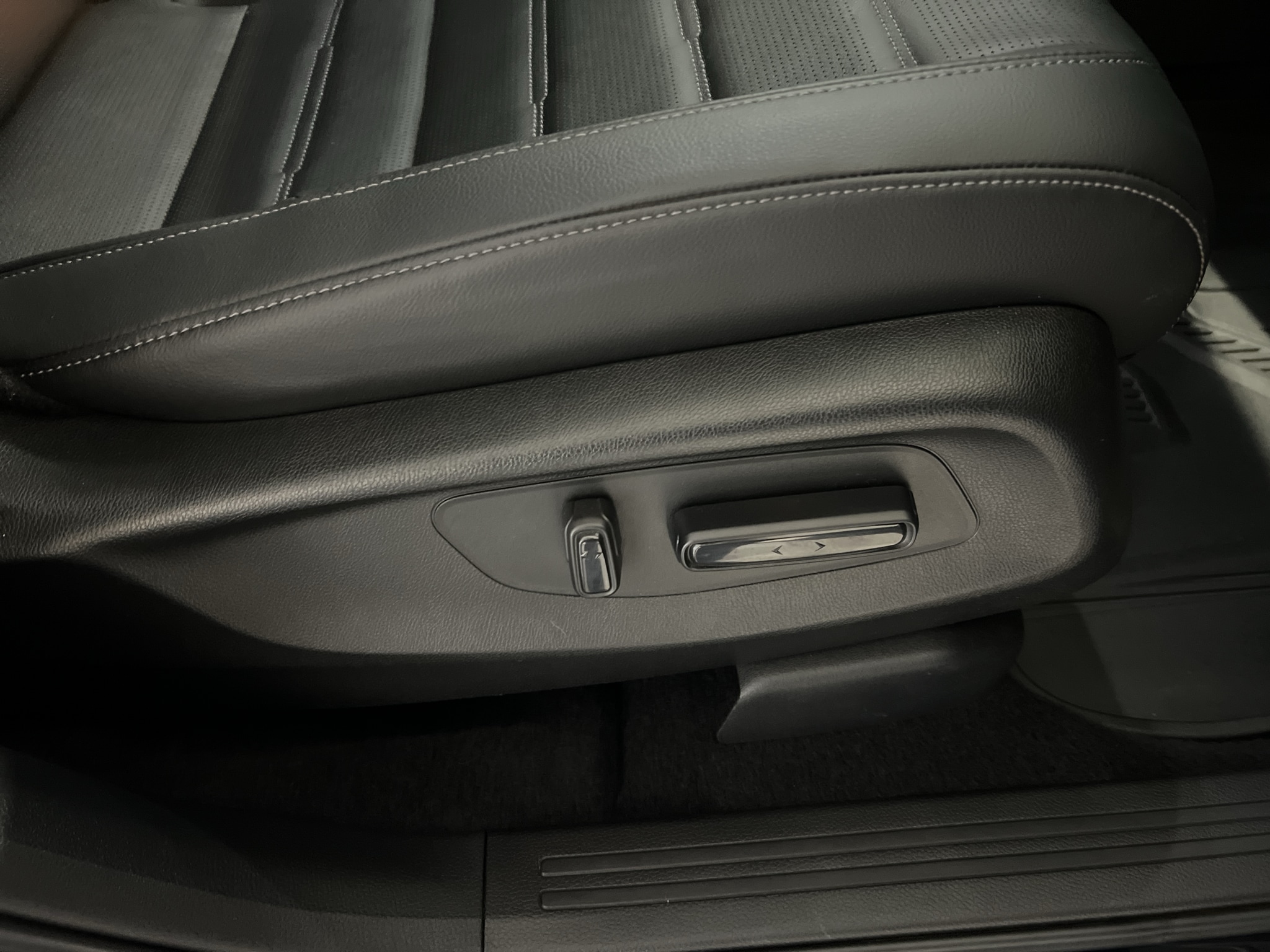 2025 Honda CR-V EX-L - Photo 27