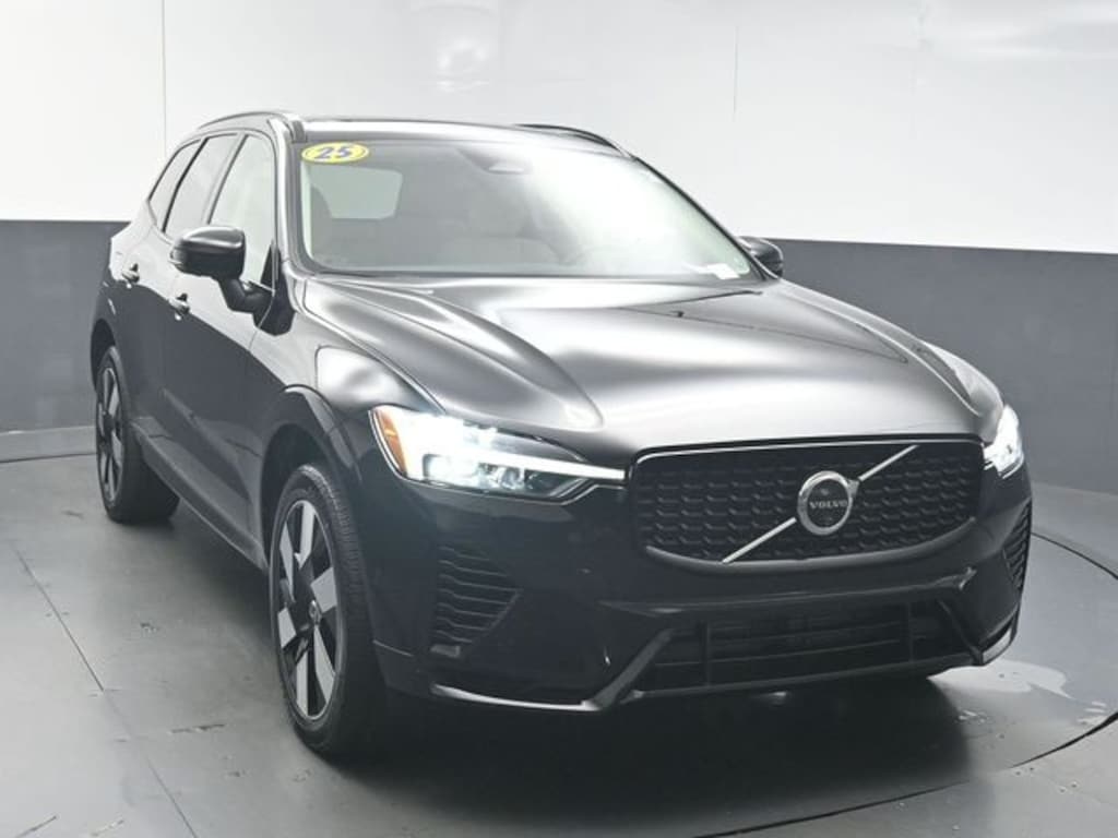 Certified 2025 Volvo XC60 Plug-In Hybrid T8 Plus SUV