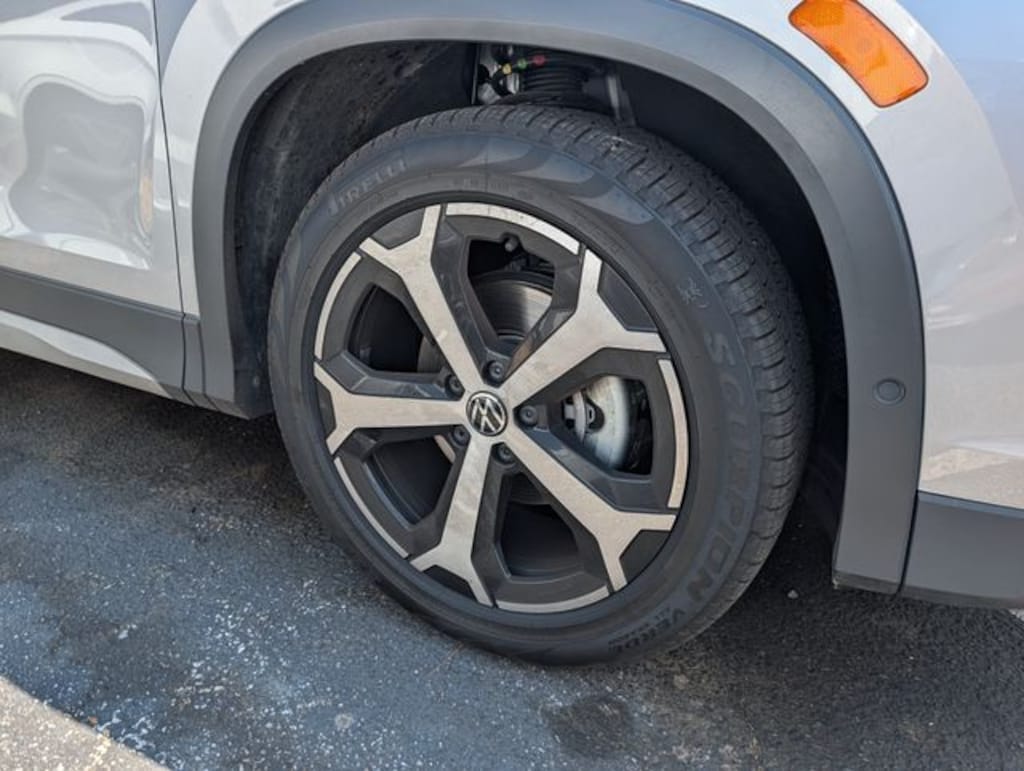 Used 2026 Volkswagen Tiguan SE SUV