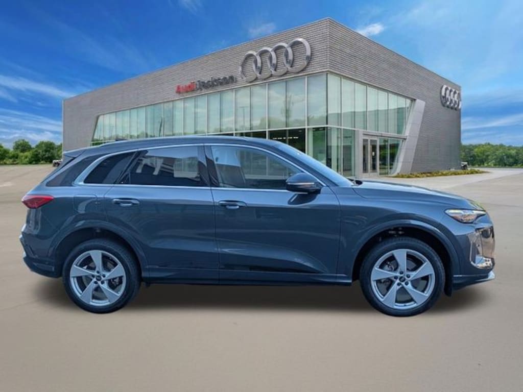 Certified 2025 Audi Q5 2.0T Premium Plus SUV
