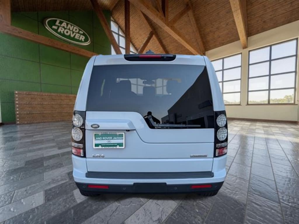 Used 2016 Land Rover LR4 HSE SUV