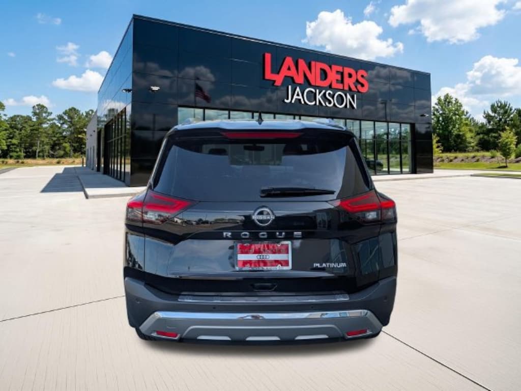 Used 2023 Nissan Rogue Platinum SUV