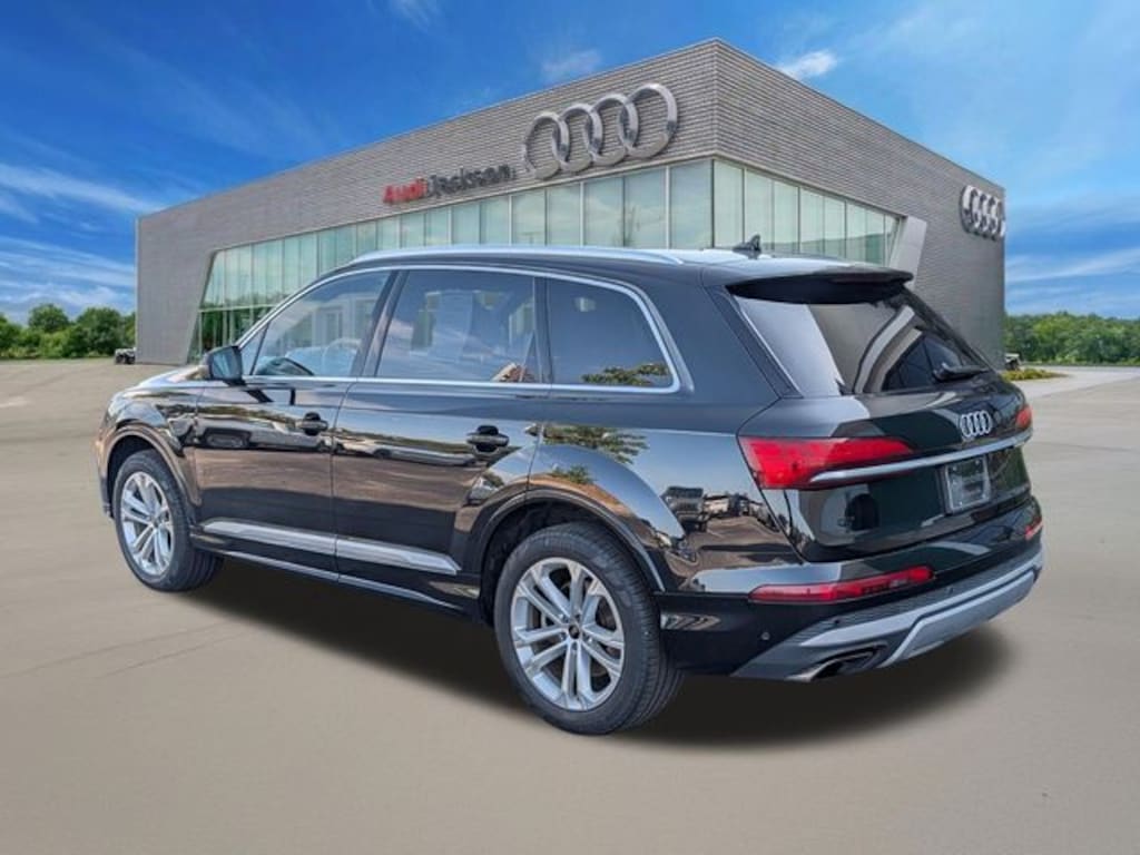 Used 2025 Audi Q7 55 Premium Plus SUV