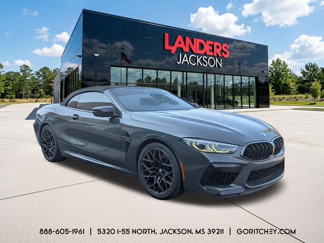 2022 BMW M8 Convertible Base