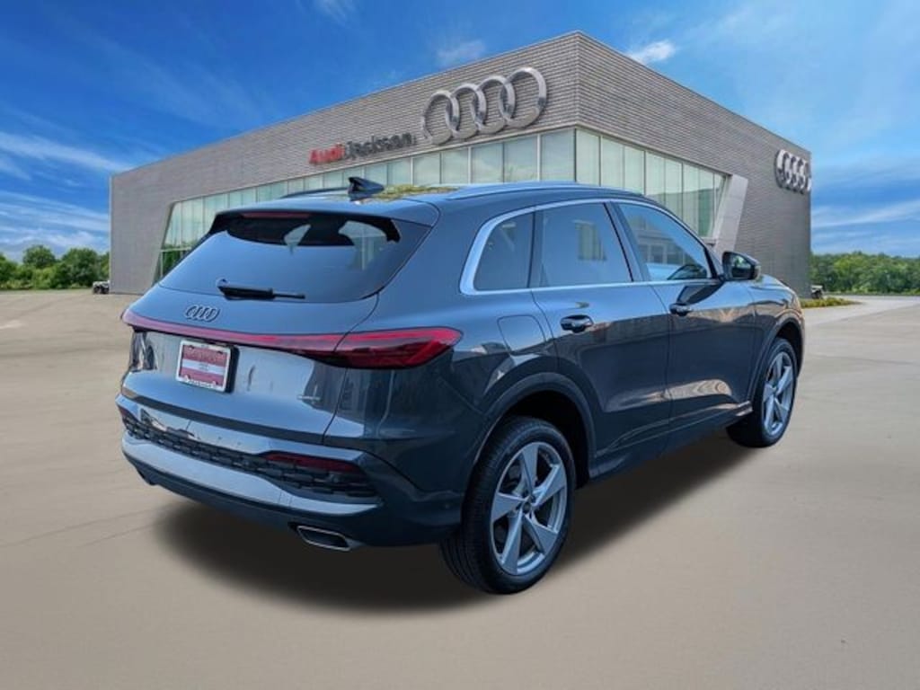 Certified 2025 Audi Q5 2.0T Premium Plus SUV