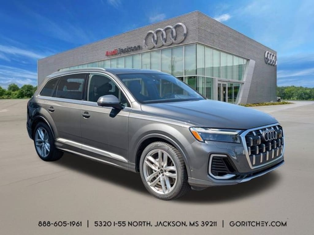 Certified 2025 Audi Q7 55 Premium Plus SUV
