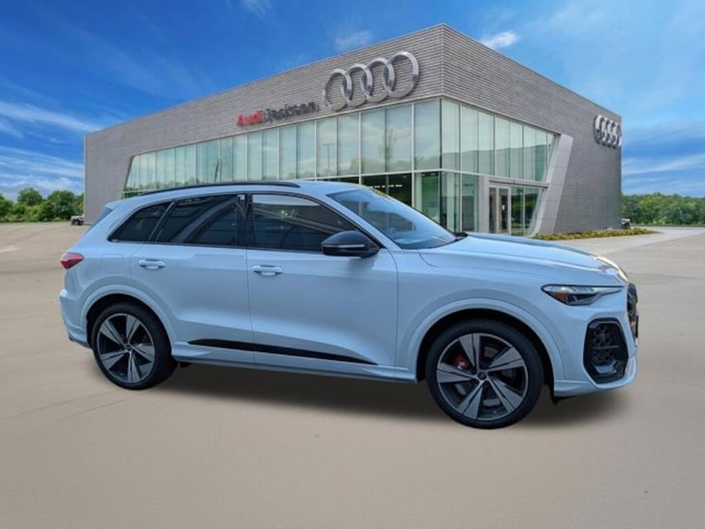 New 2026 Audi SQ5 3.0T Premium SUV