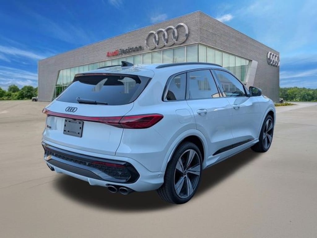 New 2026 Audi SQ5 3.0T Premium SUV