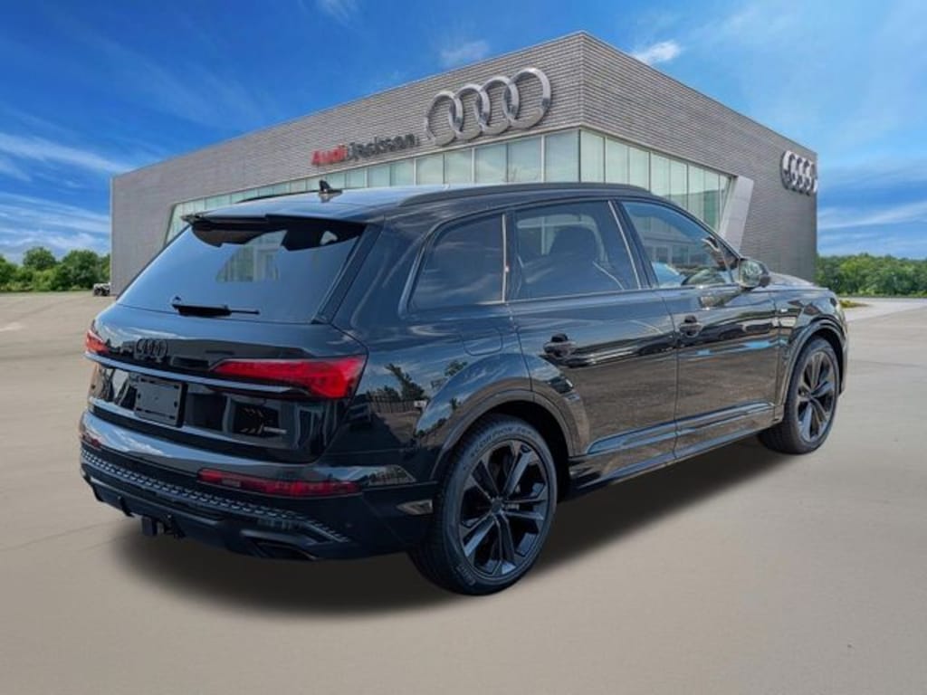 New 2026 Audi Q7 S line 55 Premium SUV