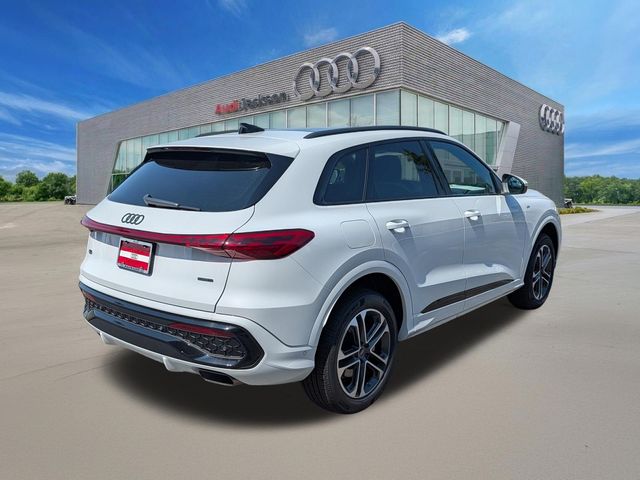 New 2026 Audi Q5 2.0T Premium SUV