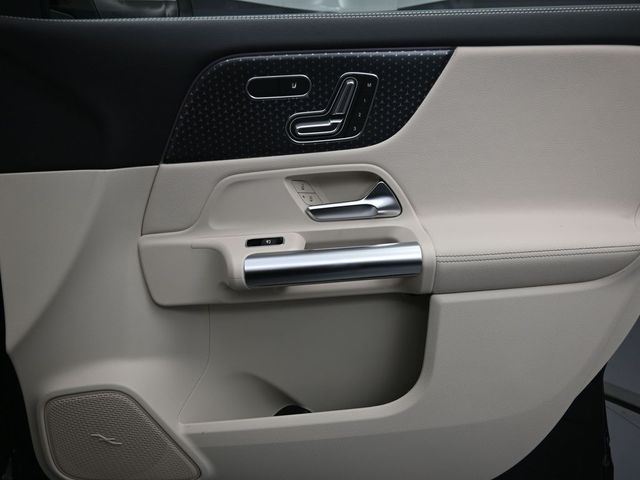 2026 Mercedes-Benz GLA GLA 250 - Photo 32