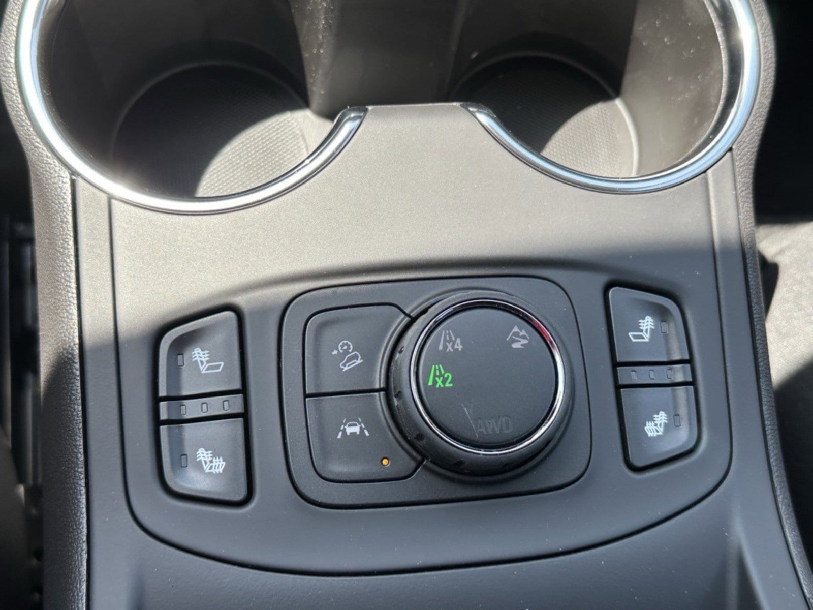 2024 GMC Terrain SLT - Photo 24
