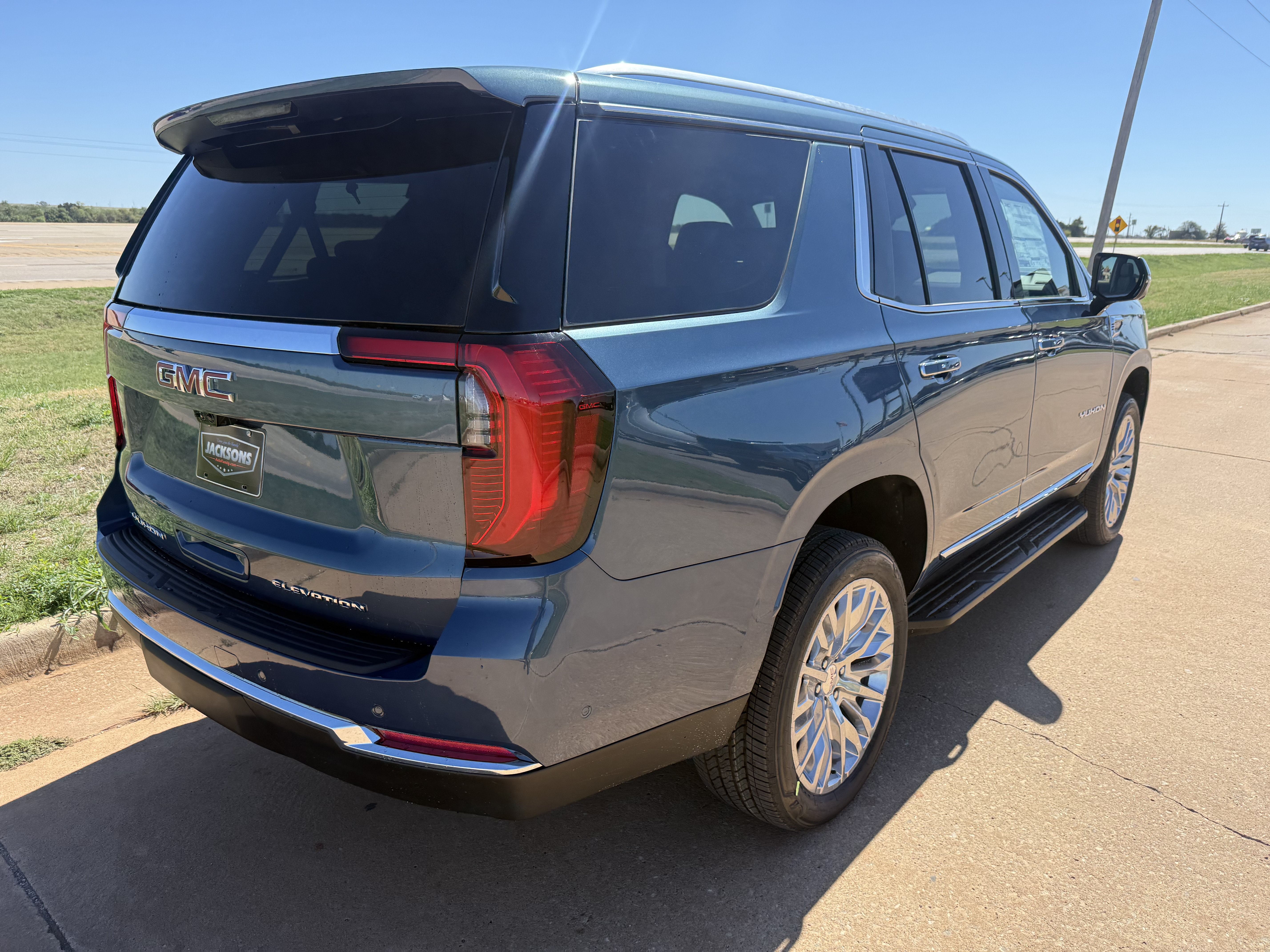New 2027 GMC Yukon Elevation SUV