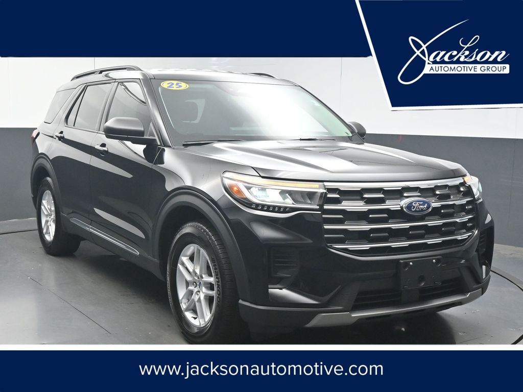 2025 Ford Explorer