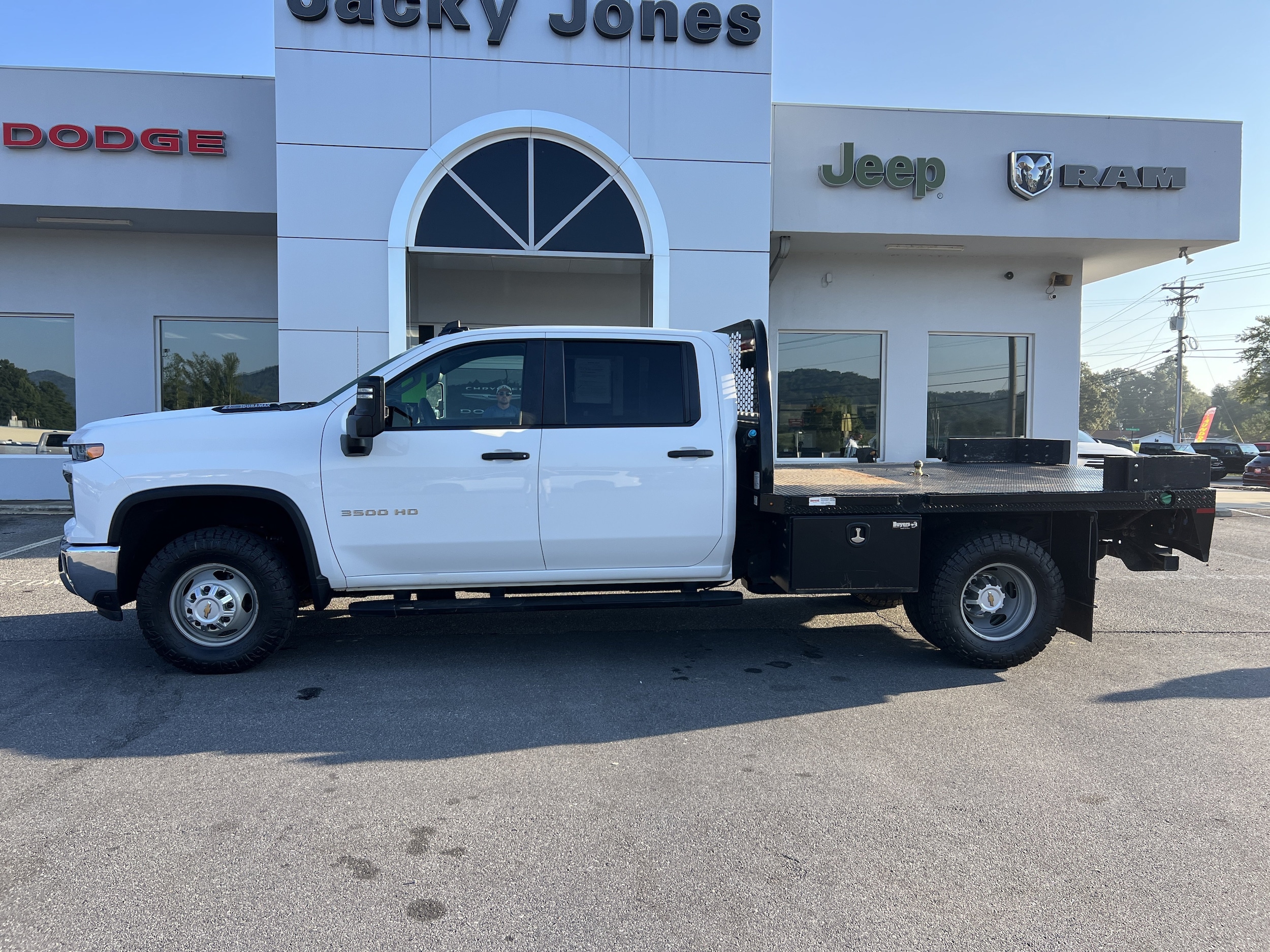 2024 Chevrolet Silverado 3500 Chassis Cab Work Truck