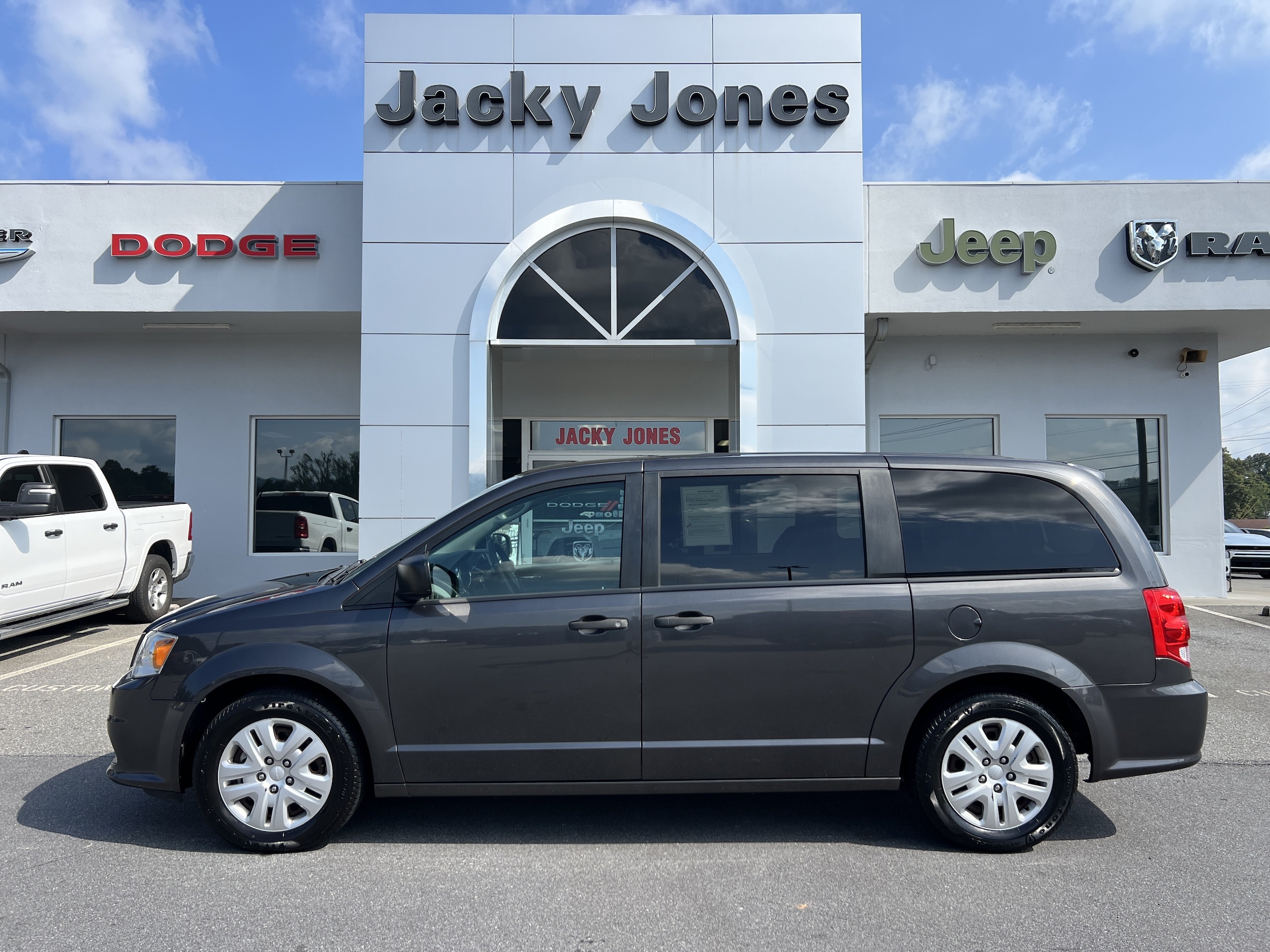 2019 Dodge Grand Caravan SE