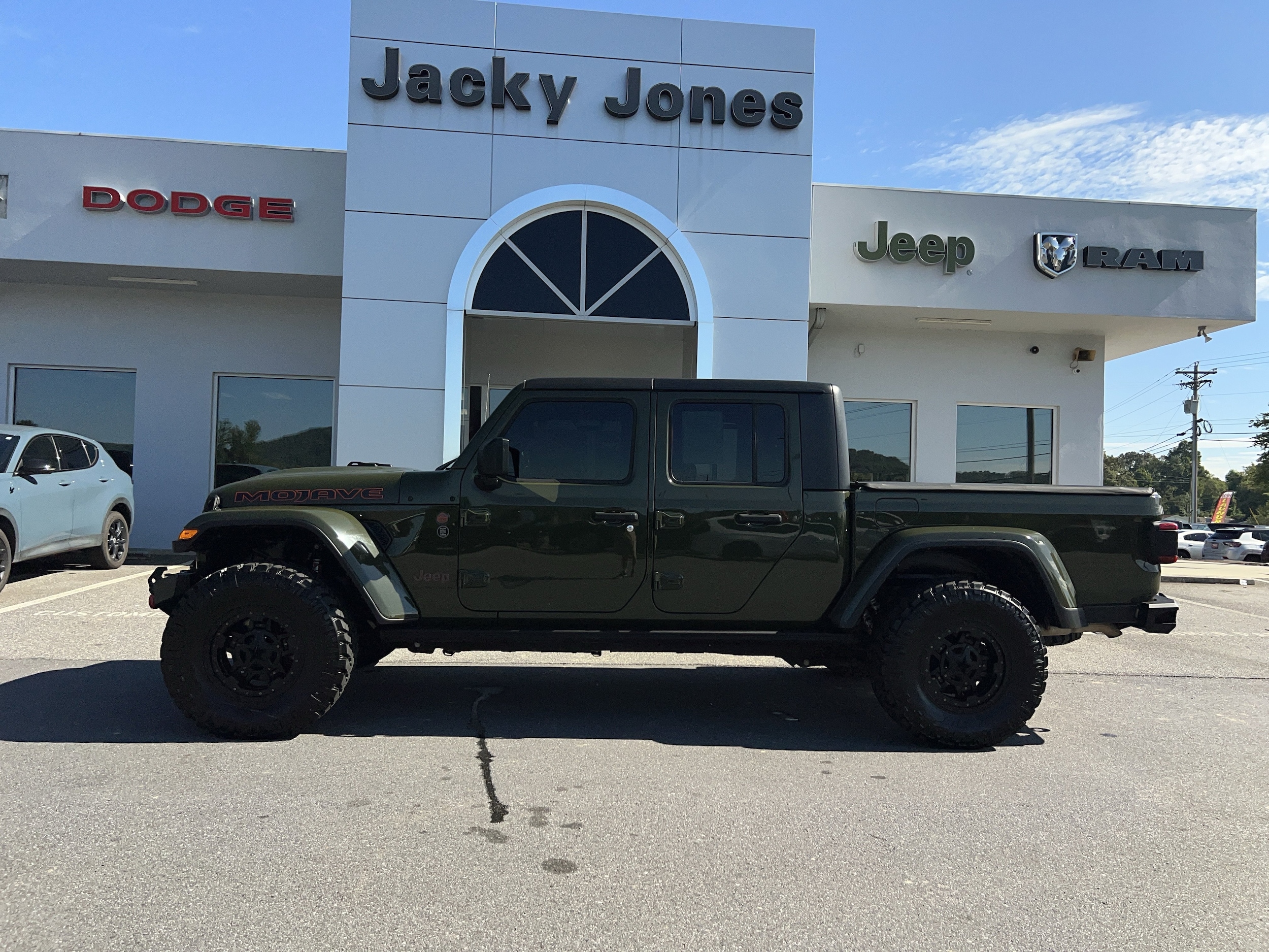 2023 Jeep Gladiator Mojave
