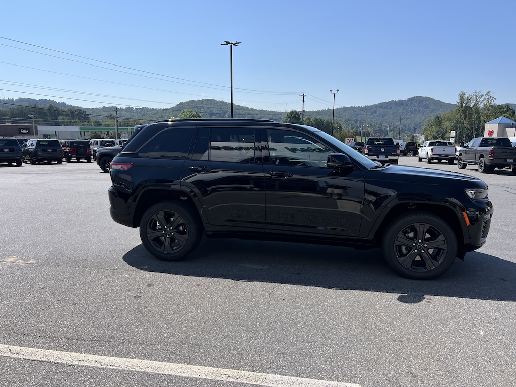 New 2027 Jeep Grand Cherokee Limited Sport Utility