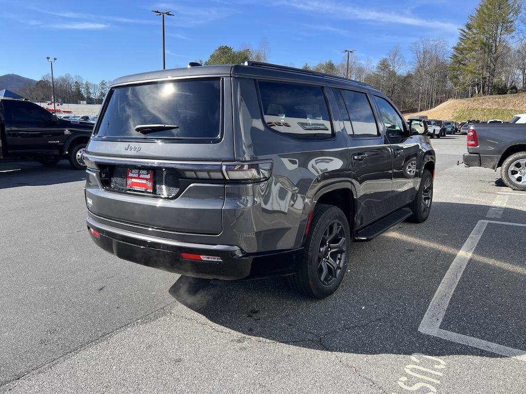 New 2026 Jeep Grand Wagoneer Limited Sport Utility