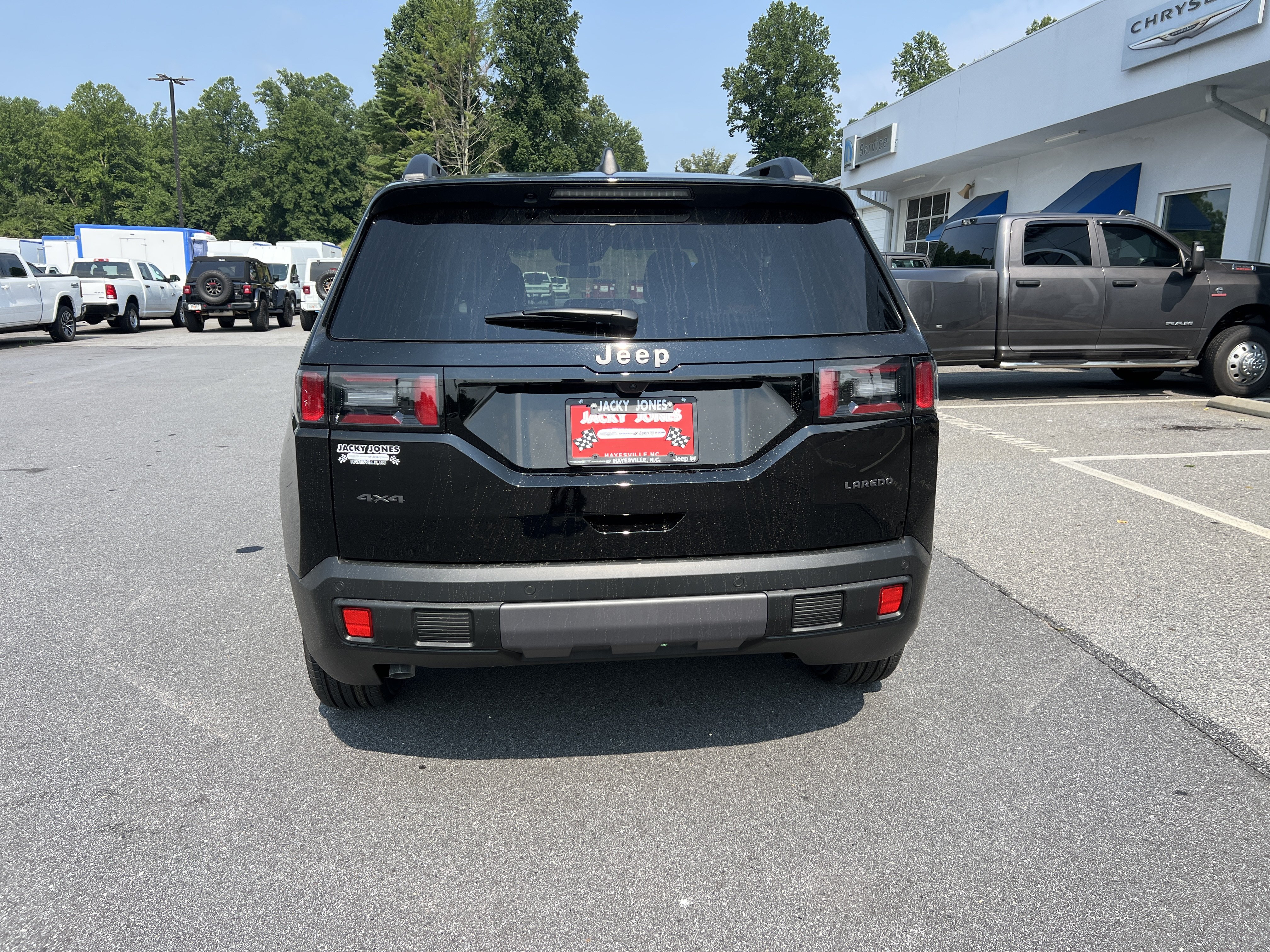 New 2026 Jeep Cherokee Laredo/Limited Sport Utility
