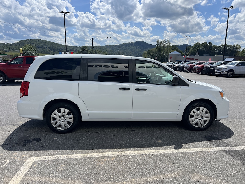 Used 2020 Dodge Grand Caravan SE Van Passenger Van