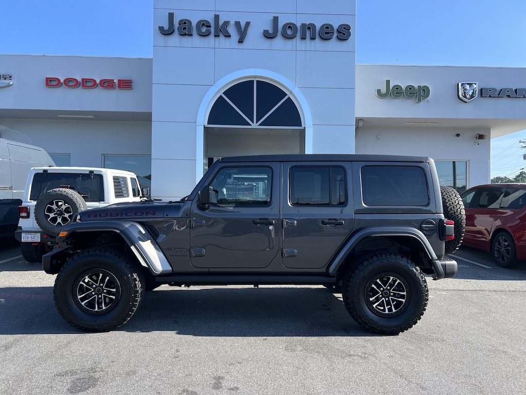 Used 2025 Jeep Wrangler Rubicon X SUV