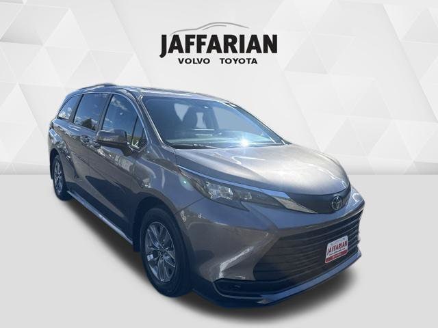 2024 Toyota Sienna