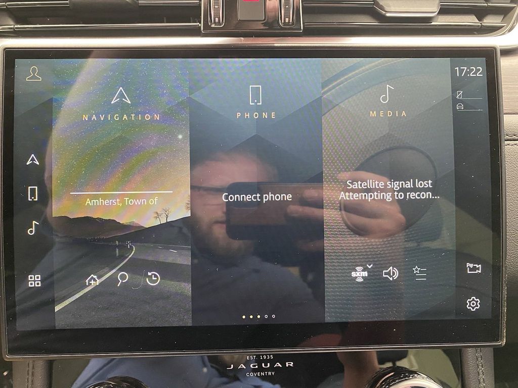 2023 Jaguar F-Pace S - Photo 18