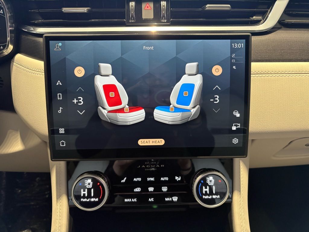 2026 Jaguar F-Pace R-Dynamic S - Photo 25