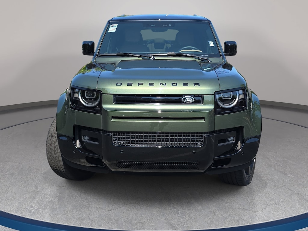 Used 2026 Land Rover Defender 130 X-Dynamic SE SUV
