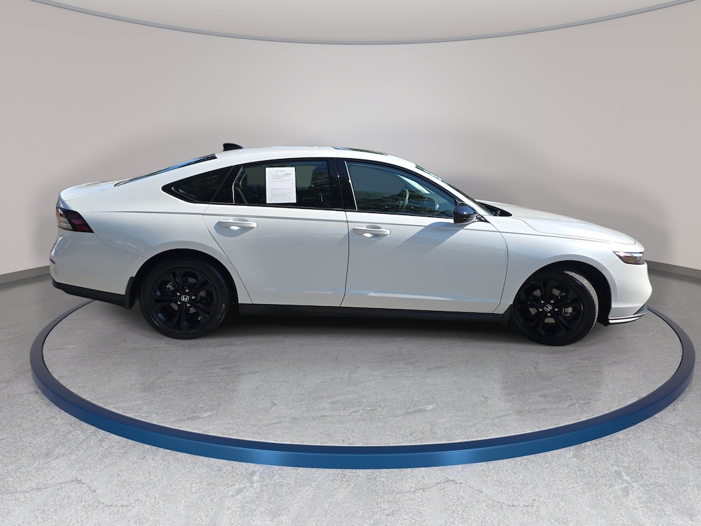 Used 2025 Honda Accord SE Sedan