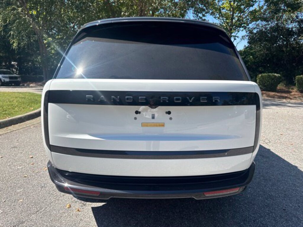 Used 2025 Land Rover Range Rover P530 SE 7 Seat SUV