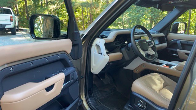 Used 2026 Land Rover Defender 130 X-Dynamic SE SUV