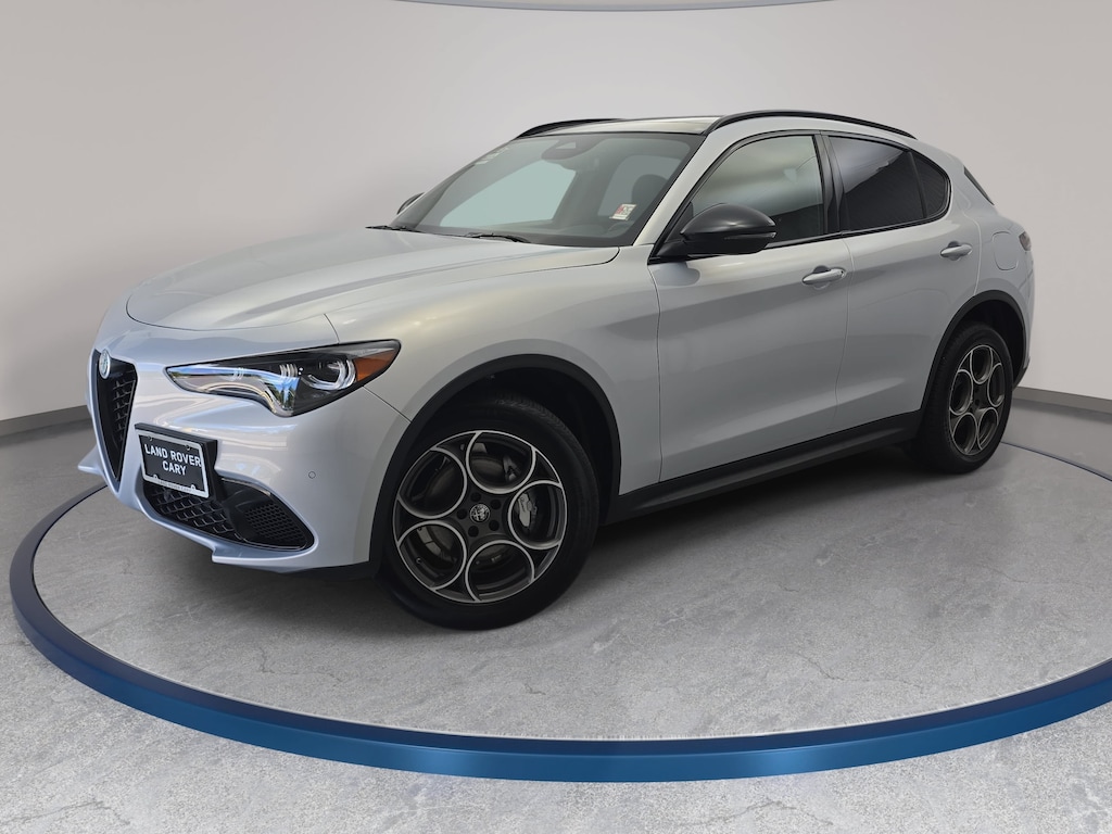 Used 2025 Alfa Romeo Stelvio SUV