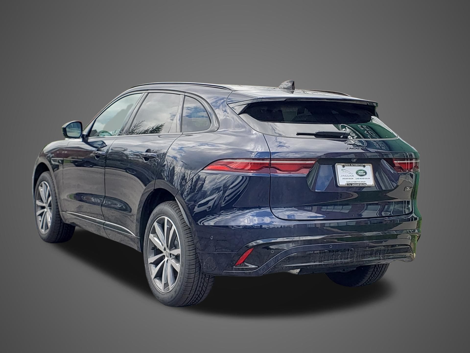 2026 Jaguar F-Pace R-Dynamic S - Photo 7