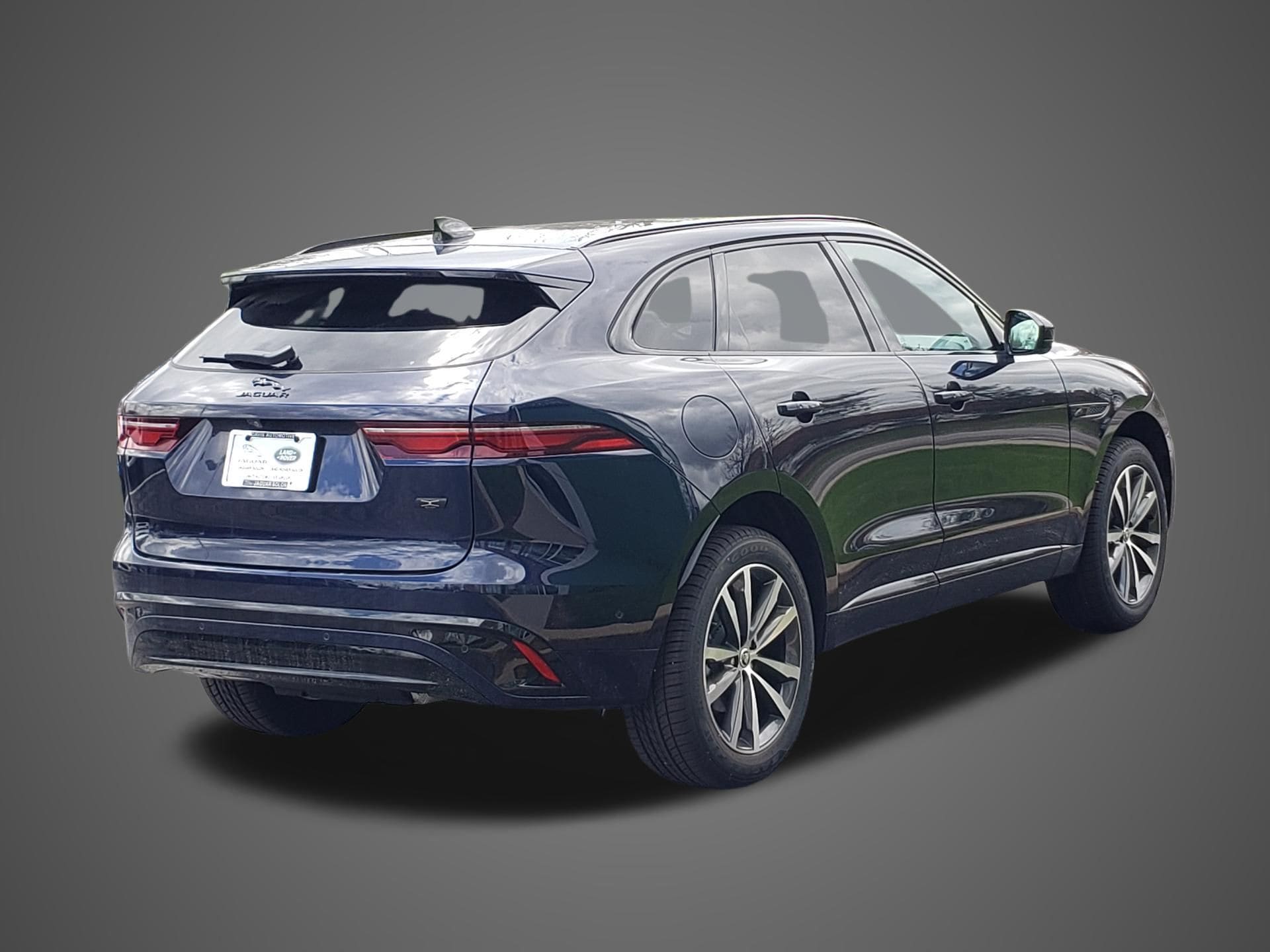2026 Jaguar F-Pace R-Dynamic S - Photo 5