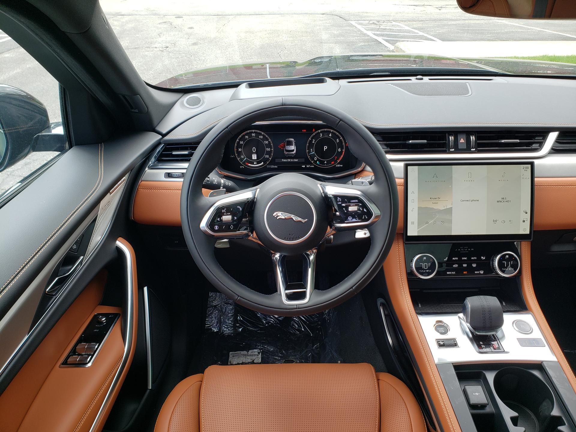 2026 Jaguar F-Pace R-Dynamic S - Photo 14