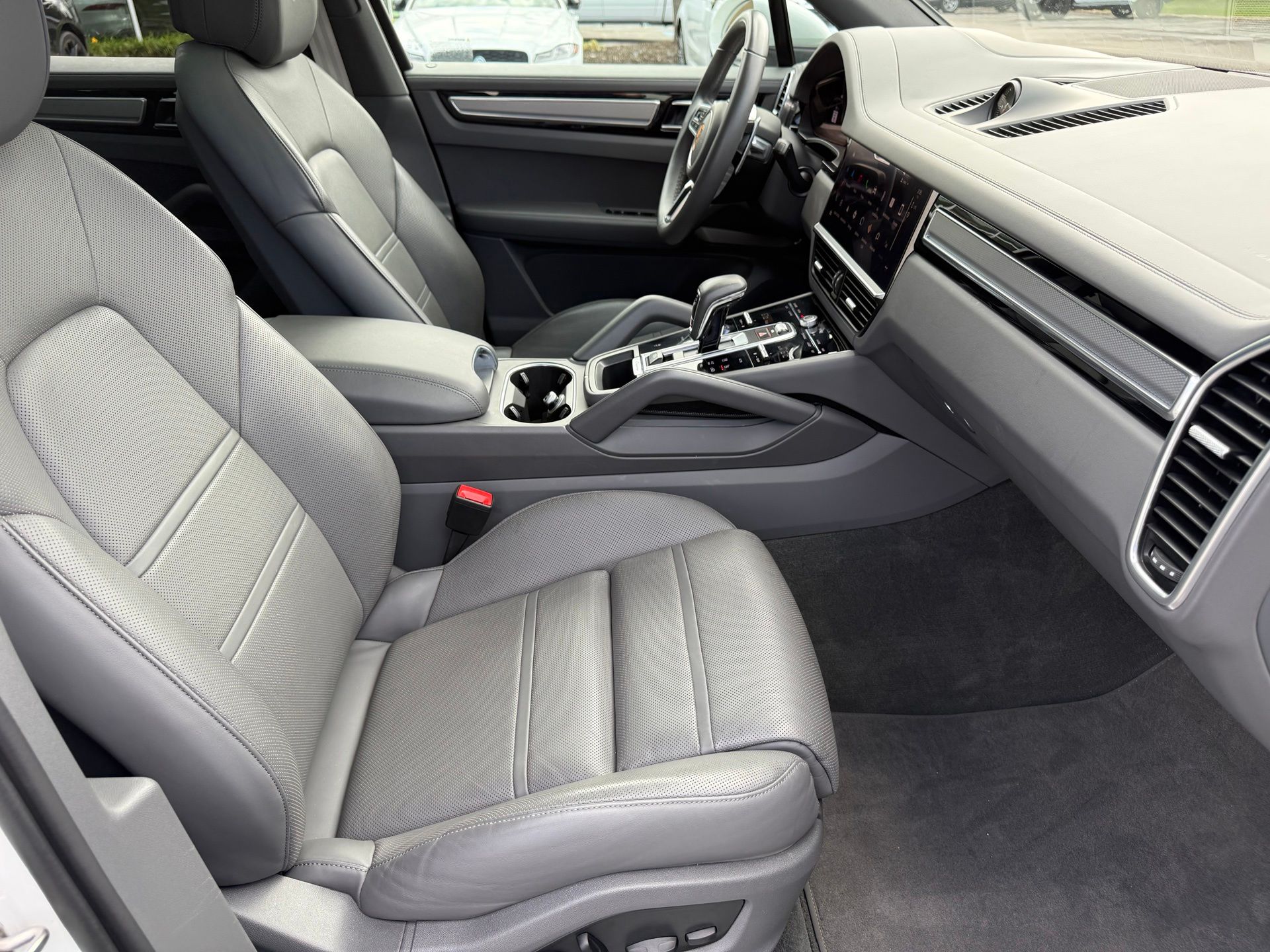 2023 Porsche Cayenne Base - Photo 30